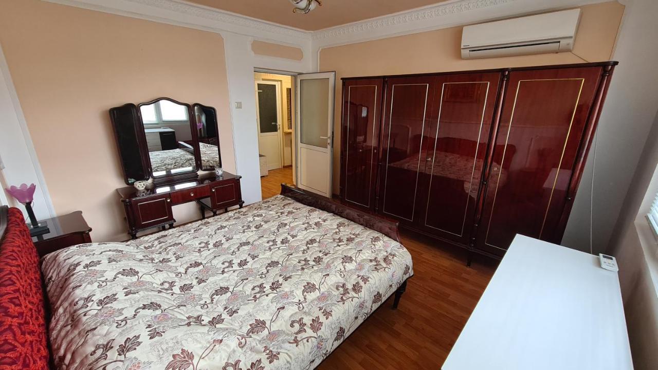Guest House Anna มอนตานา ภายนอก รูปภาพ